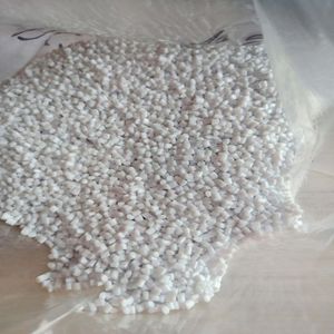 Résine de polybutylène téréphtalate (PBT) certifiée, ignifuge V0 GF20, haute cristallinité, qualité alimentaire - Product Image 6