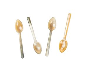 Cuillère en corne de vache à usage domestique et cuisine, pour pièce de taille personnalisée et petite taille à la main et bas prix - Product Image 1