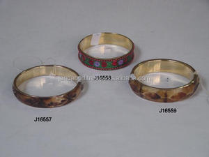 Vente chaude Rouge et Vert Os Incrustation sur Laiton Mosaïque Bracelet sur Laiton Base Indien Os Incrustation Bijoux Bracelet au Prix de Gros - Product Image 4