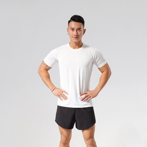 Camiseta deportiva para hombre, ropa deportiva con pantalones cortos, camisetas de gimnasio multicolor personalizadas con pantalones cortos negros - Product Image 4