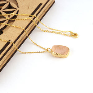 Collier avec pendentif en quartz rose naturel, design spécial, texture rugueuse, en or/argent plaqué, qualité personnalisée - Product Image 4