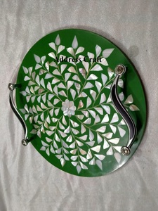 Plateau de service incrusté de nacre à motif géométrique avec poignée en métal pour la maison, l'hôtel, le mariage et la décoration de l'Aïd du Ramadan Style élégant - Product Image 3