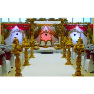 Mandap de Boda Exclusivo Tallado en Madera, Diseño Ottawa, Mandap de Boda Tallado en Madera, Nuevo Mandap de Boda Artesanal de Madera, EE. UU. - Product Image 1