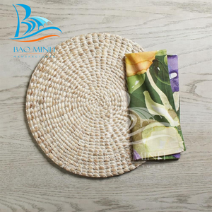 สีขาวล้างผักตบชวาวางเสื่อแผ่นชาร์จเสื่อตาราง - Product Image 3