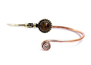 Bracelets de manchette en pierre d'oeil de tigre de 8mm faits à la main personnalisés en gros - Product Image 2