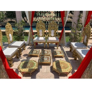 Chaises traditionnelles indiennes pour le Mandap de mariage, chaises Mandap dorées faites à la main pour mariage, mariage indien contemporain, États-Unis - Product Image 1