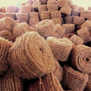 Corde en fibre de coco 100% naturelle, torsadée et enroulée - Product Image 5