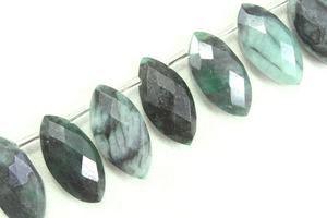 ชุดลูกปัด Briolette ทรงมรกตสีเขียวธรรมชาติสูง15ชิ้นลูกปัดพลอยสำหรับทำเครื่องประดับ - Product Image 2
