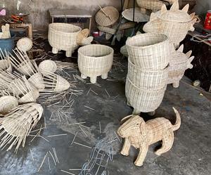 Panier de rangement en rotin naturel de haute qualité Design moderne avec des formes d'animaux de chien mignon pour les enfants pour l'atelier d'école de salon - Product Image 2