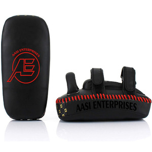 Bouclier de frappe incurvé en cuir de vachette pour Muay Thai et Kickboxing, avec options personnalisables - Product Image 3