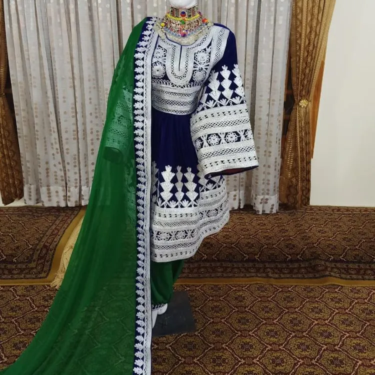 भयानक गुणवत्ता हस्तनिर्मित Kuchi जनजातीय अफगान पोशाक