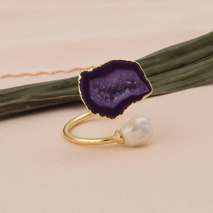 สีม่วง &amp; สีขาว