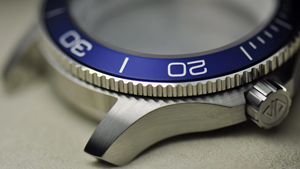 Boîtier de montre personnalisé en acier inoxydable CNC fin, mouvement NH, ETA 2824, modifié, avec couleur et logo personnalisés, marque personnalisée, Chine - Product Image 4