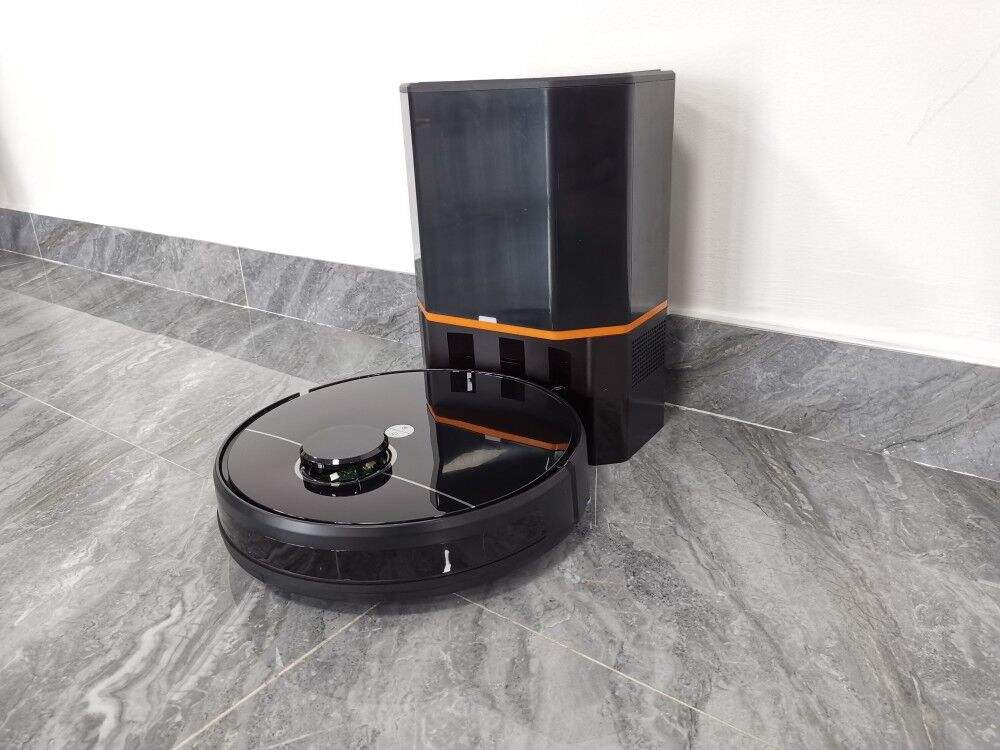 Robot Aspirador Negro