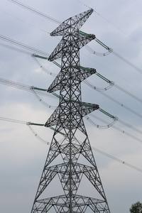 Línea de transmisión de acero angular de 500kv, línea de transmisión eléctrica autoportante - Product Image 5