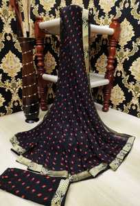 Lo último en ropa de fiesta hermosa, trabajo con estampado de flores digitales con Sari de seda satinada y blusa sin costuras, Ropa Étnica de mujer de Color rosa oscuro - Product Image 5