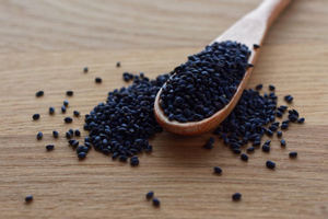 Aceite Portador de Babchi 100% Puro Prensado en Frío, Origen India, Color Marrón Rojizo, Aceite Espeso de AARNAV GLOBAL EXPORTS - Product Image 3