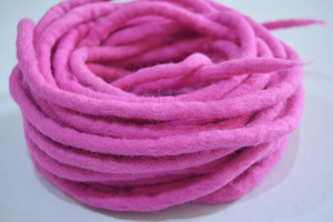 Corde en feutre rose de 10 m, haute résistance, durable, douce, fabriquée à la main, écologique, pour projets de bricolage, origine Népal - Product Image 2