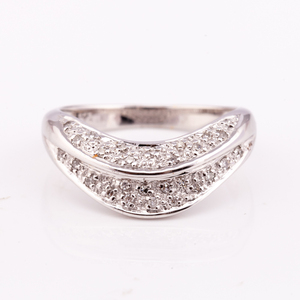 แหวนเงิน925ที่มีเพชรโรเดียมชุบหมั้นหมายจากผู้ผลิตประเทศไทย - Product Image 4