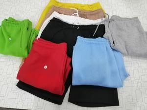 Pantalones cortos de playa para hombre, con logotipo personalizado bordado - Product Image 2