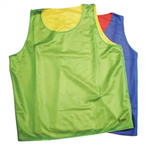 Good Quality Wholesale Ultra-light Football Training Bright Mesh Sports Reversible Bibs - Medium