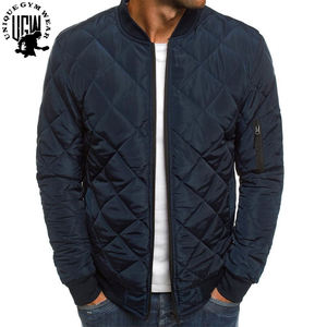 Chaqueta Acolchada Corta Lisa de Invierno para Hombre, Personalizada OEM, Ecológica, Reciclada, Ajustada, Cortavientos e Impermeable con Bolsillo Trasero - Product Image 2