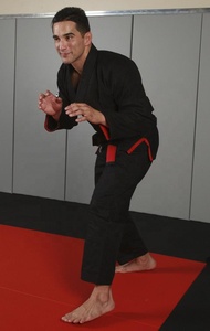 Uniformes de kung fu/karaté pour hommes, nouveau design noir de haute qualité à la mode - Product Image 3