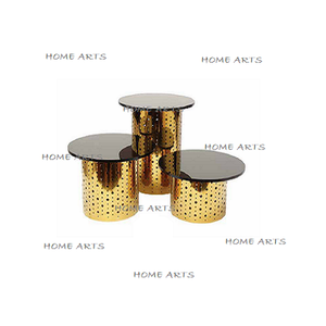 Juego de soporte de pastel de metal y vidrio hecho a mano de 3 tamaños diferentes Soporte de exhibición de chocolates en India - Product Image 2