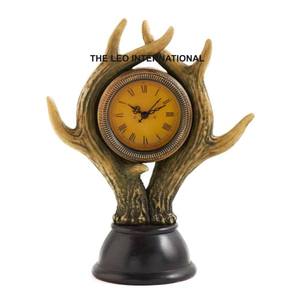 Aluminum Metal Round Shape Silver Plated <b>Table</b> <b>Clock</b> Fancy Style Hot Selling Highest Quality Home Accent Decorative <b>Table</b> <b>Clock</b> - Product Image 6