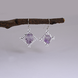 Boucles d'oreilles pendantes en argent massif 925, bijou fait à la main, pierre précieuse améthyste brut - Product Image 6