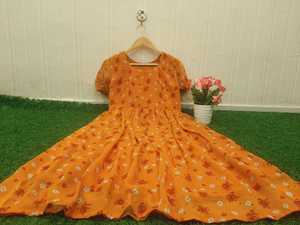 ชุดเดรส Georgette สไตล์มินิมอลที่สวยงามให้ลุคมีสไตล์ที่สมบูรณ์แบบสำหรับฤดูกาลนี้สำหรับสาวสวยและคอลเลกชันของผู้หญิง - Product Image 4