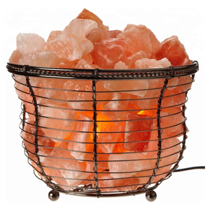 IMPEX PAKISTAN sculpté cristal naturel roche sel de l'Himalaya lampe décor à la maison fer métal panier Design artisanat naturel fabriqué à la main - Product Image 3