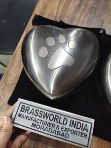 Brassworld India's Silver Aluminium PAW <b>Pet</b> Cremation Urn Funeral Supplies - Product Image 4