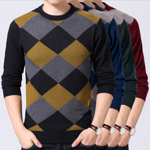 Pull-over personnalisé en laine/cachemire pour hommes, col rond, cardigan en tricot chaud pour l'hiver - Product Image 3