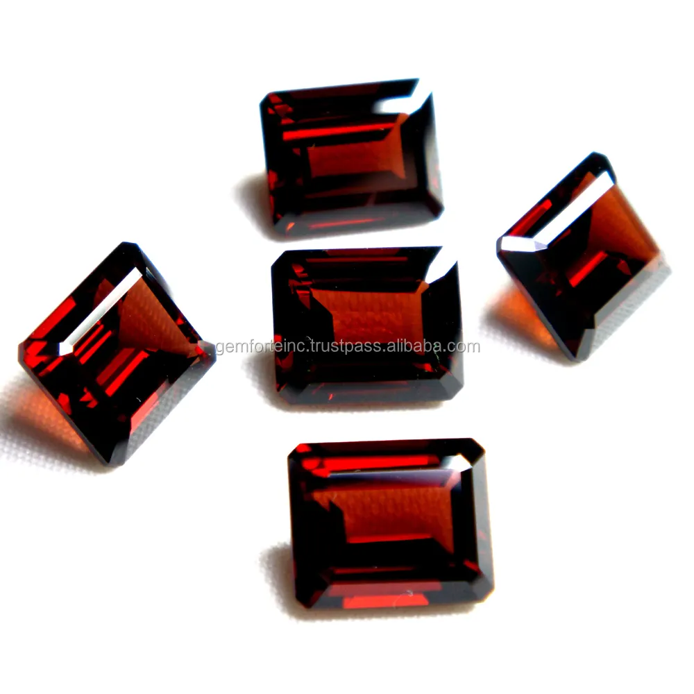 प्राकृतिक लाल गार्नेट एराल्ड आकार का पतला कट गार्नेट ढीले जेम्स्टोन शीर्ष गुणवत्ता वाला सर्वश्रेष्ठ मूल्य मोज़म्बीक गार्नेट गहने बनाने पत्थर