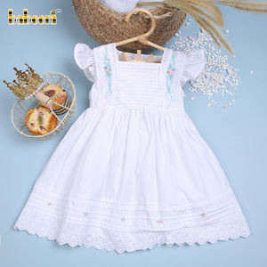 Vestido de algodón blanco puro 100% para niñas estampado Floral ODM Pintuk hasta la rodilla mano Smocked Verano 2017 - Product Image 2