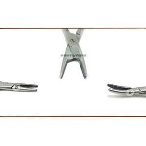 Castroviejo & Olsen Hegar Lot de 3 porte-aiguilles manuels en acier de 14 cm - Product Image 3