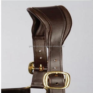 Licol de luxe en cuir pour cheval avec poignée anatomique, double réglage de la tête et accessoires en laiton finition or - Product Image 3
