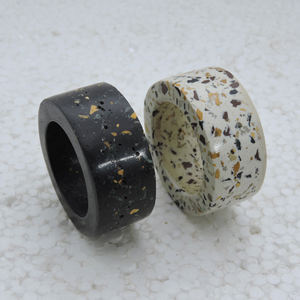 Marché en ligne international de haute qualité à la mode nouveau Design vente chaude rond de serviette 3 pièces ensemble pour vaisselle de table 2024 Look de luxe - Product Image 5