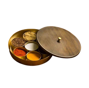 Boîte à épices de boîte Masala en métal de conception fabuleuse avec sept conteneurs pour la cuisine et le conteneur de stockage d'épices - Product Image 1