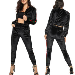 Ensemble de survêtement pour femmes avec logo personnalisé, haut court à col rond et manches longues, pantalon de sport taille haute, vêtements pour femmes - Product Image 4