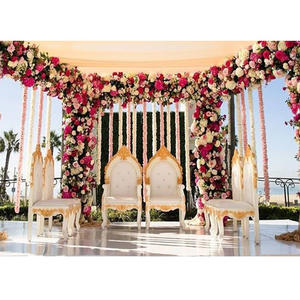 ชุดเก้าอี้งานแต่งงานดีไซน์เนอร์วิดี มันดาป โมเดิร์น ทำจากไม้ ทนทาน ขนาดและสีปรับแต่งได้ เก้าอี้งานแต่งงานแบบอินเดีย ขายส่งในสหรัฐอเมริกา - Product Image 1