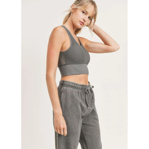 Sujetador Deportivo Sin Costuras con Corte Láser Color Gris Awaken, Nuevo, OEM, Hecho a Medida - Product Image 3