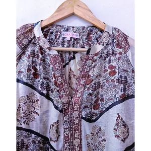 Penjualan Laris Blus Atasan Cetak Bunga Wanita Sutra 100% Daur Ulang Sutra Vintage Tunik Semua Ukuran