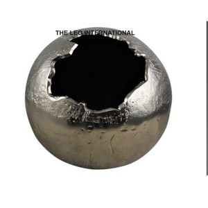 Atractivo Tazón para Servir Comida Hecho a Mano para el Hogar u Hotel, Tazón Decorativo de Forma Irregular Chapado en Oro, Tazón de Metal de Aluminio - Product Image 2