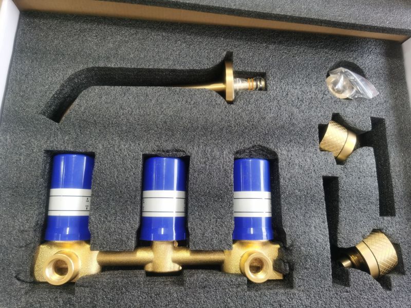 Rubinetto Bagno Oro Con Doppia Maniglia A Croce - Miscelatore Lavabo In Ottone Con Tubi Flessibili 60 Cm - 2