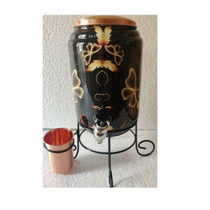 Soporte de dispensador de agua negro de diseño clásico hecho a mano, vaso con función de beber, vidrio de Metal para uso doméstico en la cocina del Hotel - Product Image 5