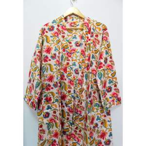 Bata de baño de algodón de calidad de lujo para adultos Bata cómoda y transpirable para ropa de baño y salón disponible en suministro a granel - Product Image 4