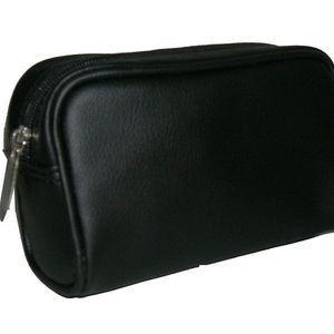 กระเป๋าเครื่องสำอางหนังสีดำและแตงโมสีเรียบง่ายพร้อมซิปปิด - Product Image 1