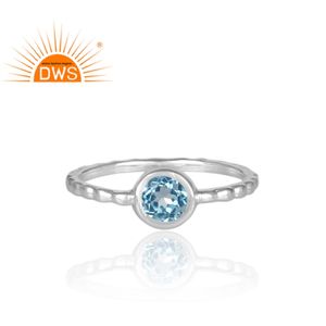 แหวนเงินแท้ 925 ทำมือ ประดับพลอยบลูโทแพซทรงกลมธรรมชาติ งานฝีมือประณีต ขายส่งเครื่องประดับ - Product Image 2